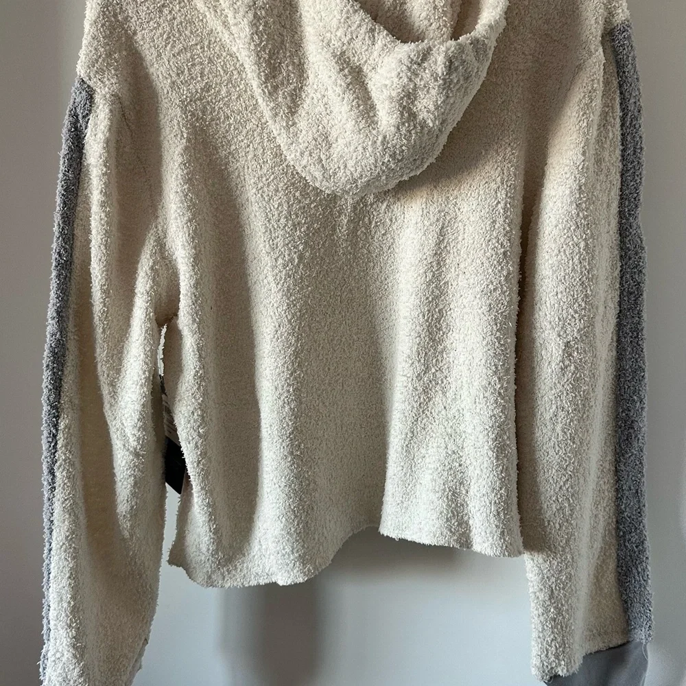 New terry pajamas Set.‎ Color: white, size: L.